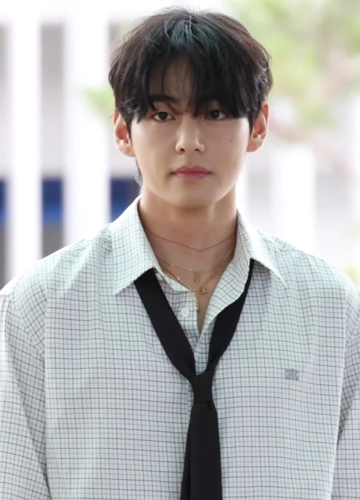 BTS 뷔 BE Album Standard
